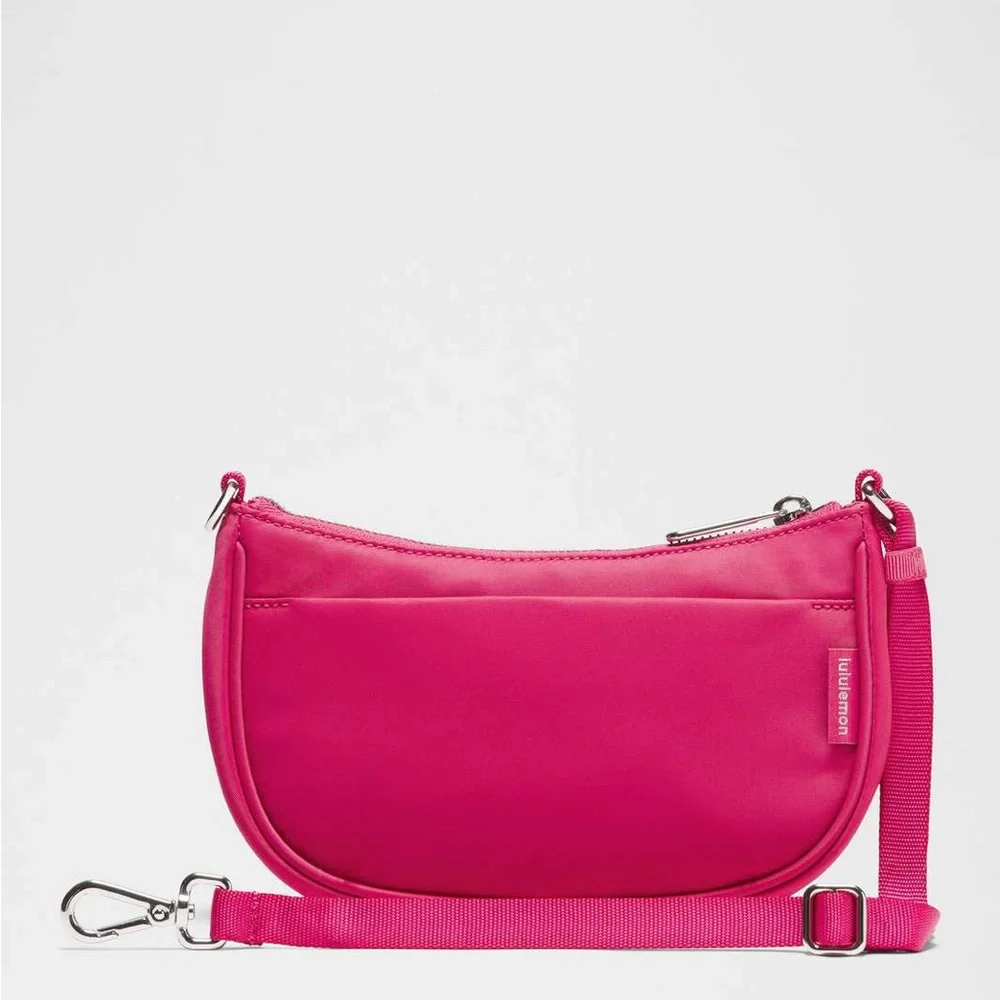 Lululemon City Essentials Mini Shoulder Bag 1L - Picture 2 of 5